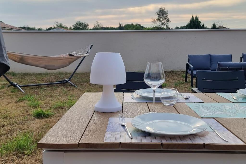 Maison Au Calme Entre Collegues Ou Famille - La Boheme - Saint-Seurin-sur-l'Isle Kültér fotó