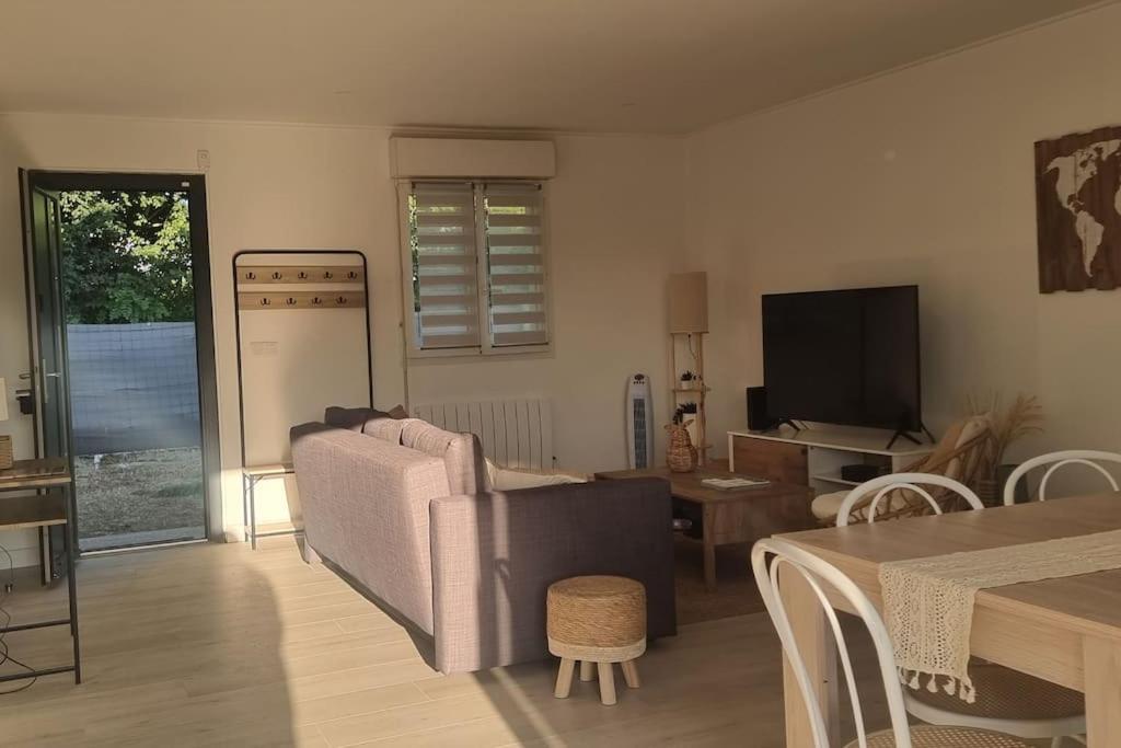 Maison Au Calme Entre Collegues Ou Famille - La Boheme - Saint-Seurin-sur-l'Isle Kültér fotó