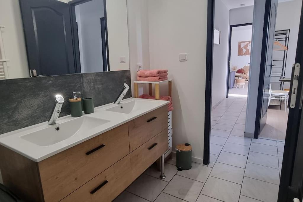 Maison Au Calme Entre Collegues Ou Famille - La Boheme - Saint-Seurin-sur-l'Isle Kültér fotó